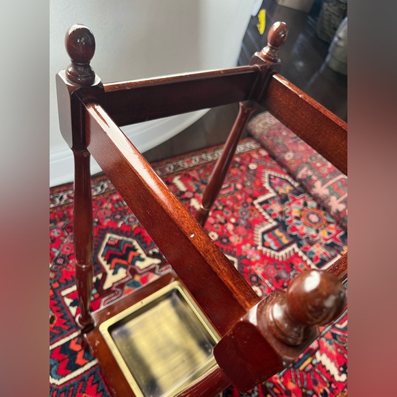 Vintage Bombay Company 1992 Antique-Style Mahogany Brass Umbrella Stand - Picture 10 of 12